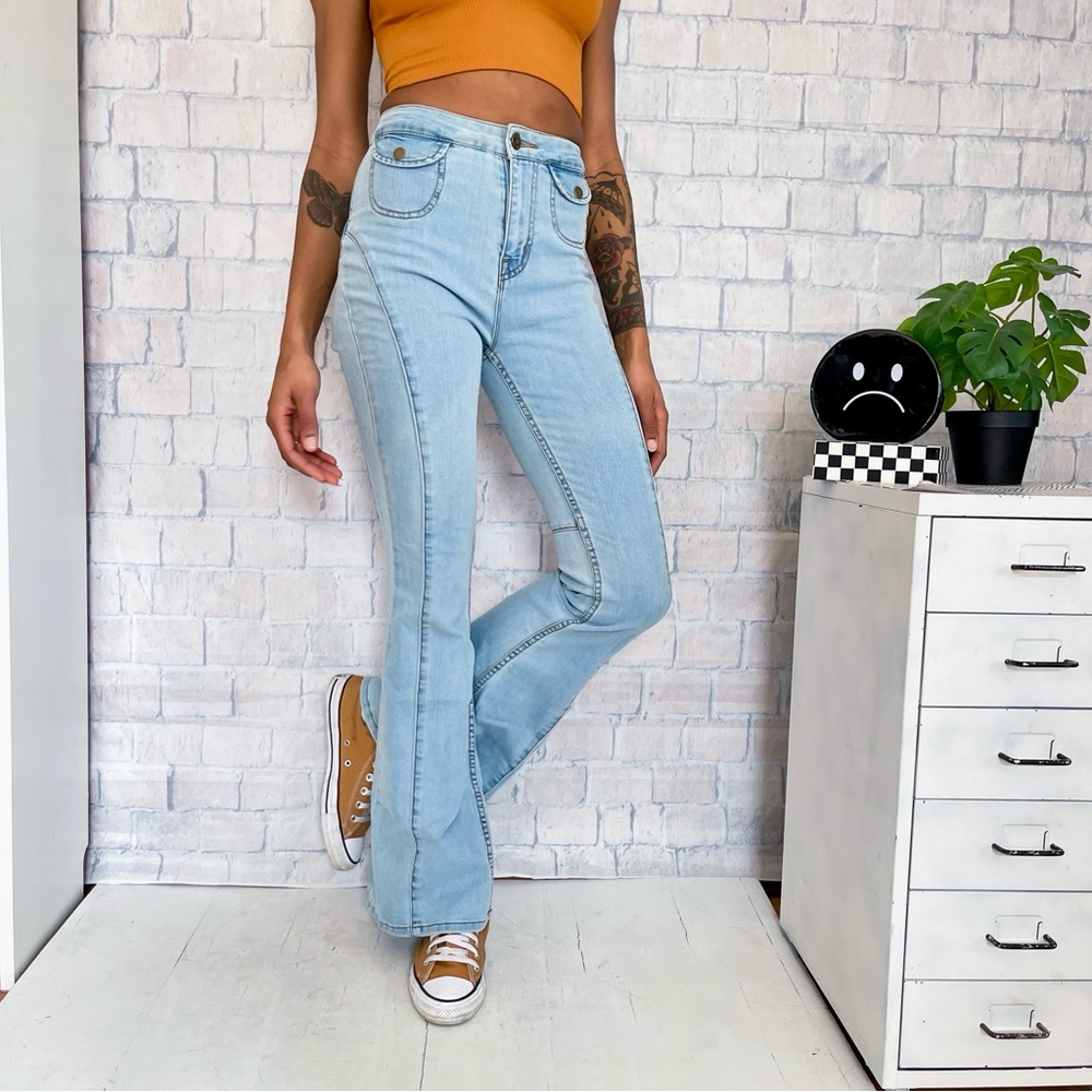 BDG Saddleback Flare Jeans